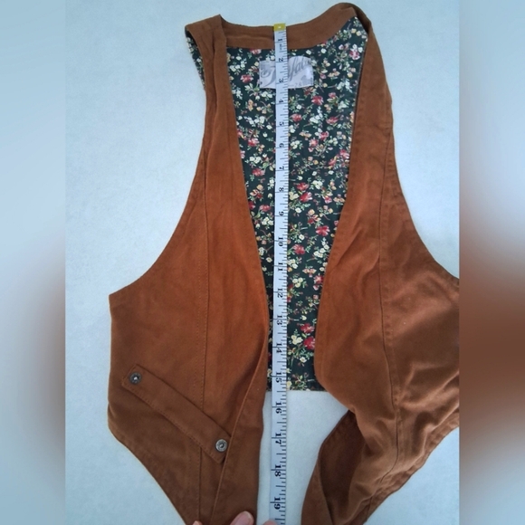 Zara/ Brown Vegan Suede/ Floral Lining Vest/ Size US M - Picture 10 of 13